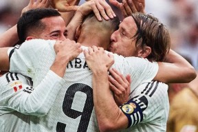 华体会app-多特蒙德险胜皇马，莫德里奇乌龙送礼西甲