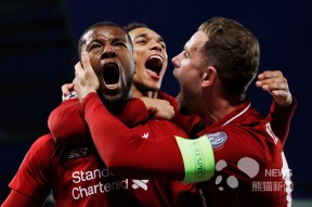 华体会体育-GEN横扫WBG，Gumayusi操刀奇招英雄翻盘半决赛2:0（广州）的简单介绍