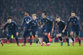 华体会登陆-曼城战平阿森纳，贝尔扑点救主欧联杯